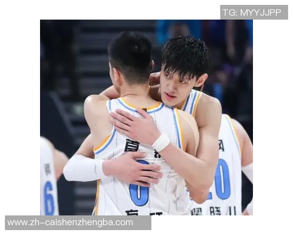 北京队全员参与赛前训练范子铭因发烧缺席昨日活动 北京队全员参与赛前训练范子铭因发烧缺席昨日活动