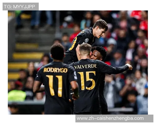 皇家马德里与曼联巅峰对决谁能在欧冠赛场上笑到最后 皇家马德里与曼联巅峰对决谁能在欧冠赛场上笑到最后